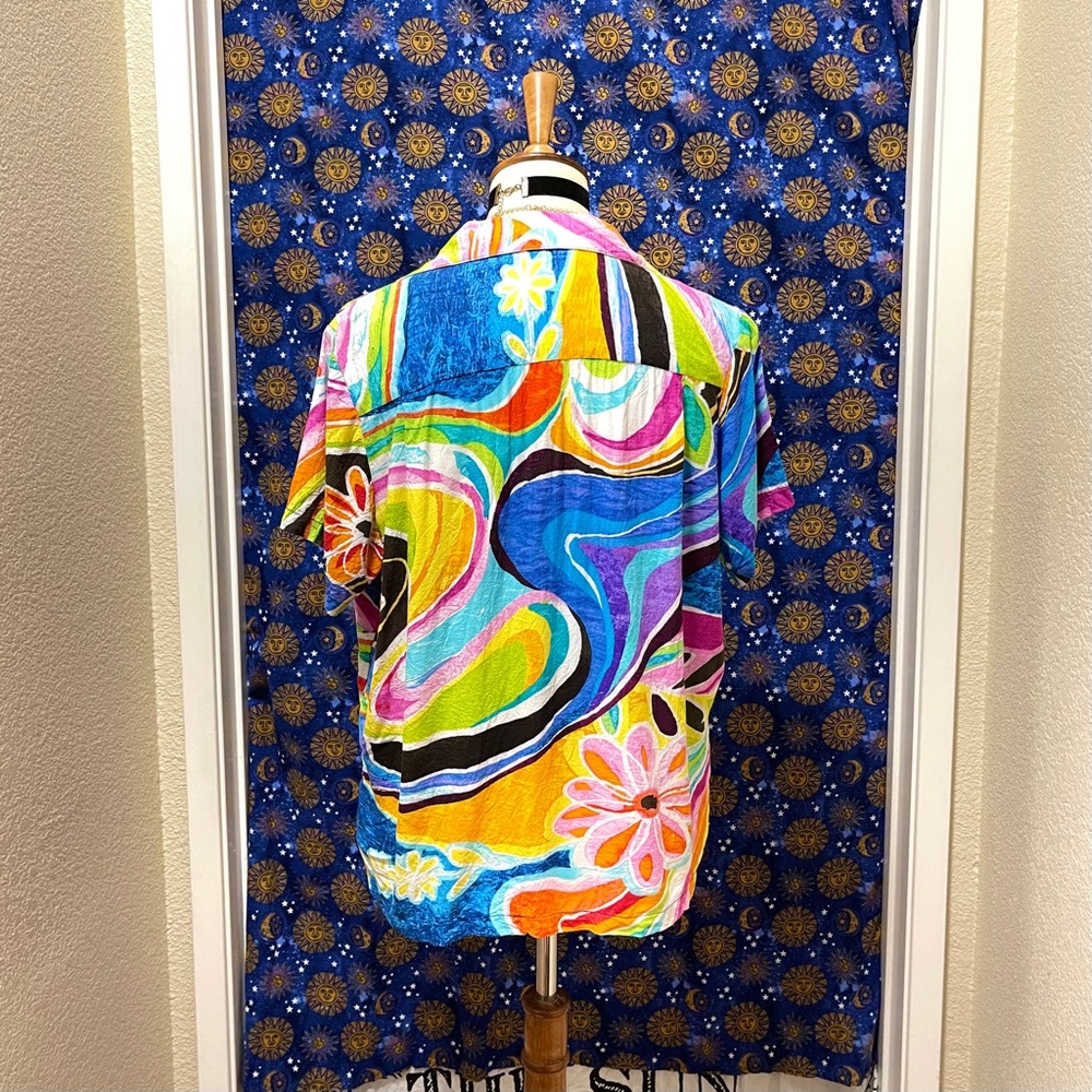 🌈 SOLD Gorgeous Jams rainbow flower top - Picture 7 of 12